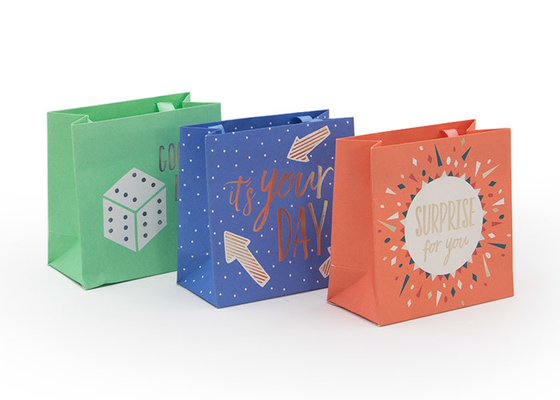 Good price Servizio sostenibile di lusso del ODM della maniglia della corda del cotone delle borse del regalo della carta del mestiere in linea